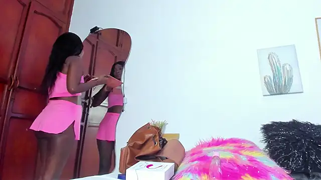 Snapshot of naomy_68 chatting on 7, 3, 2025 naomy 68 online show from 7, 3, 2025