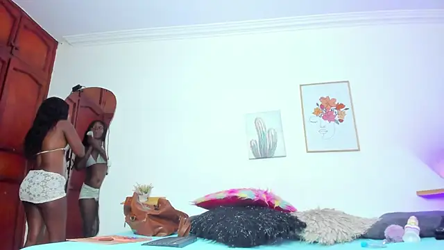 Snapshot of naomy_68 chatting on 10, 3, 2025 naomy 68 online show from 10, 3, 2025