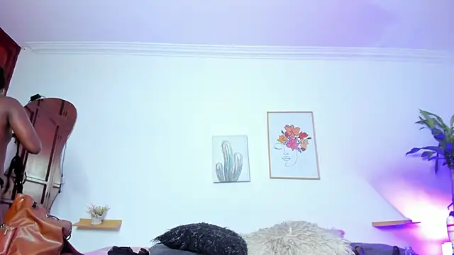 Snapshot of naomy_68 chatting on 6, 3, 2025 naomy 68 online show from 6, 3, 2025