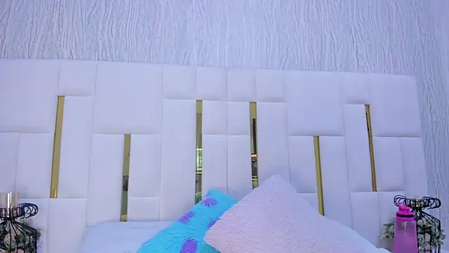 hillary uckerman  online show from 2, 12, 2025