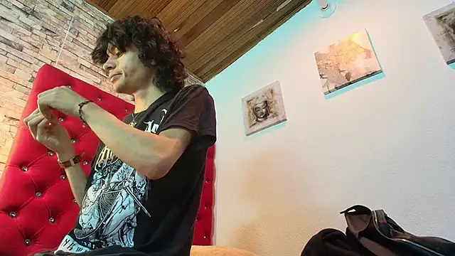 sc0rpius  online show from 8, 3, 2025