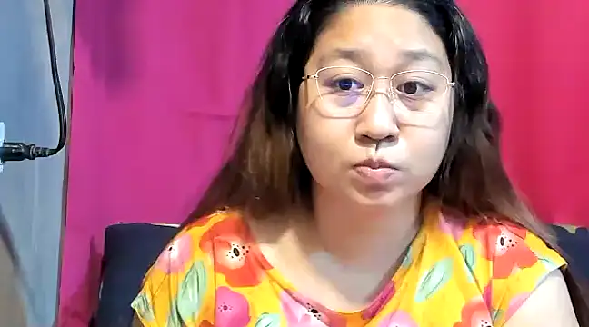 hotchubby88 online show from 5, 2, 2025