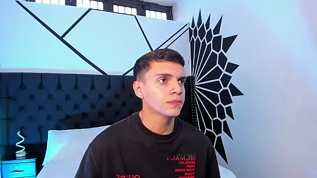 Snapshot of JacobRoberts1 chatting on 9, 10, 2025 JacobRoberts1 online show from 9, 10, 2025