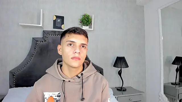 Snapshot of JacobRoberts1 chatting on 24, 10, 2025 JacobRoberts1 online show from 24, 10, 2025