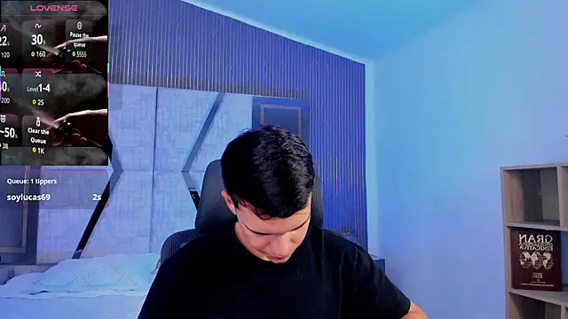 Snapshot of JacobRoberts1 chatting on 7, 10, 2025 JacobRoberts1 online show from 7, 10, 2025