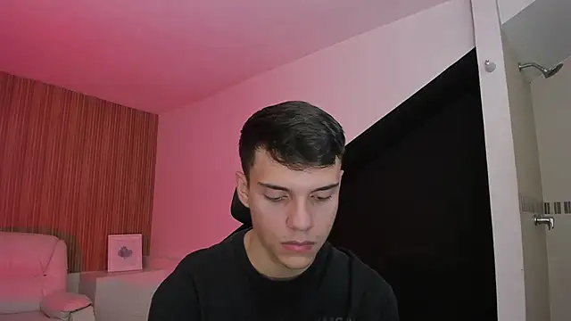 Snapshot of JacobRoberts1 chatting on 20, 11, 2025 JacobRoberts1 online show from 20, 11, 2025