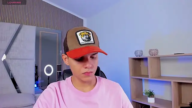 Snapshot of JacobRoberts1 chatting on 24, 11, 2025 JacobRoberts1 online show from 24, 11, 2025