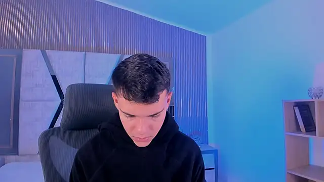 Snapshot of JacobRoberts1 chatting on 27, 10, 2025 JacobRoberts1 online show from 27, 10, 2025