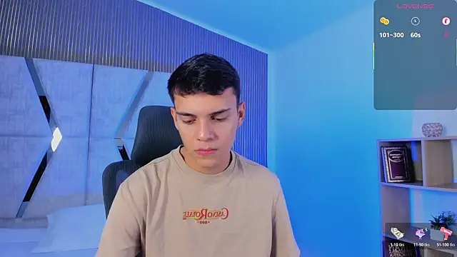 Snapshot of JacobRoberts1 chatting on 17, 10, 2025 JacobRoberts1 online show from 17, 10, 2025