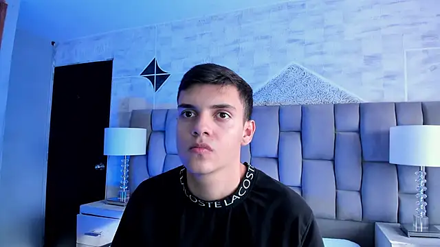 Snapshot of JacobRoberts1 chatting on 22, 11, 2025 JacobRoberts1 online show from 22, 11, 2025