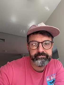 plaintreebull online show from 9, 4, 2026
