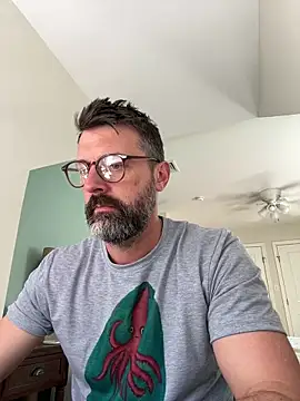 plaintreebull online show from 29, 5, 2026