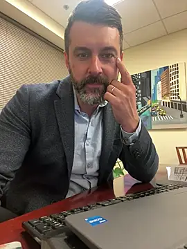 plaintreebull online show from 21, 5, 2026