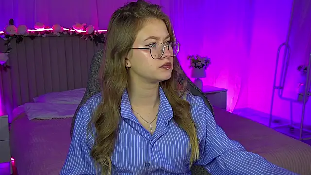 EveMundie online show from 28, 11, 2025