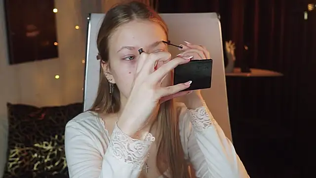 EveMundie online show from 18, 4, 2026