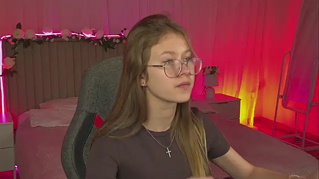 EveMundie online show from 12, 11, 2025