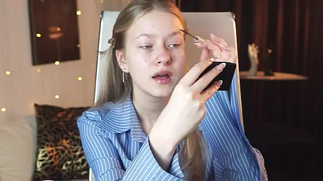 EveMundie online show from 16, 4, 2026