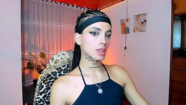 Snapshot of nilam_valker chatting on 25, 5, 2026 nilam valker online show from 25, 5, 2026