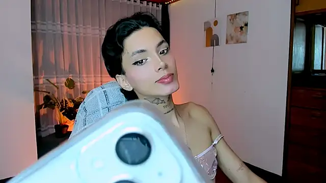 Snapshot of nilam_valker chatting on 3, 6, 2026 nilam valker online show from 3, 6, 2026