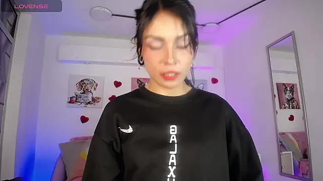 LoreleyNovoa online show from 22, 2, 2026