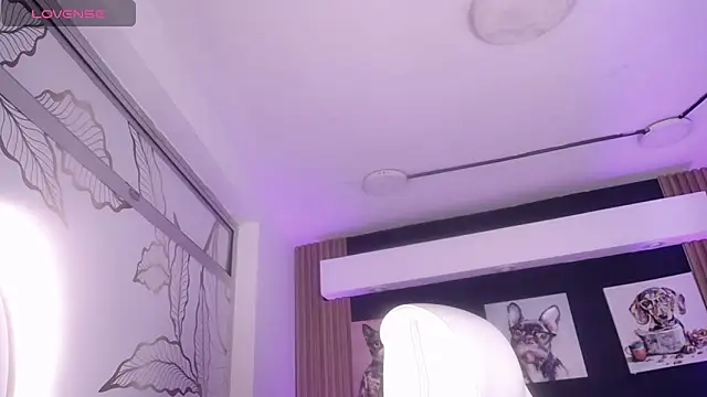 LoreleyNovoa online show from 7, 3, 2026