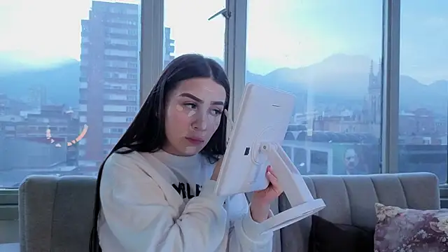 Ivanna West online show from 1, 12, 2025