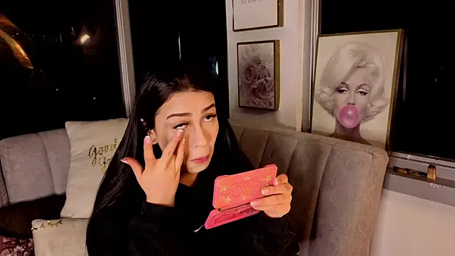 Ivanna West online show from 17, 12, 2025