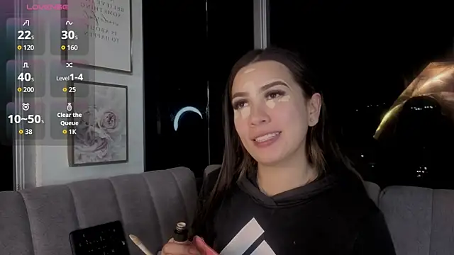 Snapshot of Ivanna_West chatting on 10, 6, 2026 Ivanna West online show from 10, 6, 2026