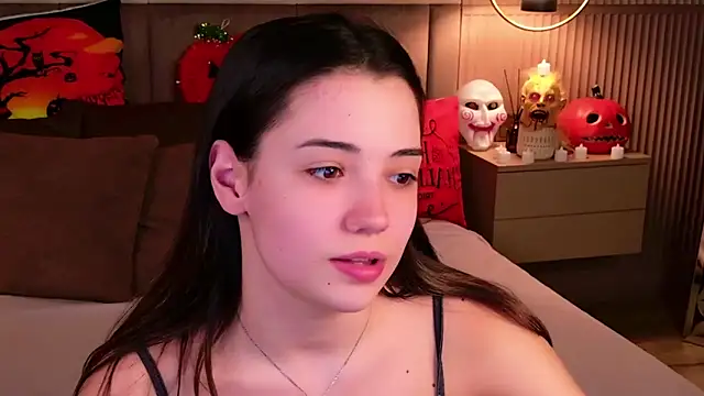 Alice Deleon online show from 26, 10, 2025