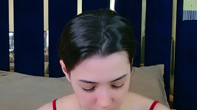 Snapshot of Alice_Deleon chatting on 23, 4, 2026 Alice Deleon online show from 23, 4, 2026