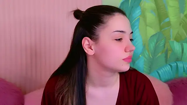 Snapshot of Alice_Deleon chatting on 9, 5, 2026 Alice Deleon online show from 9, 5, 2026