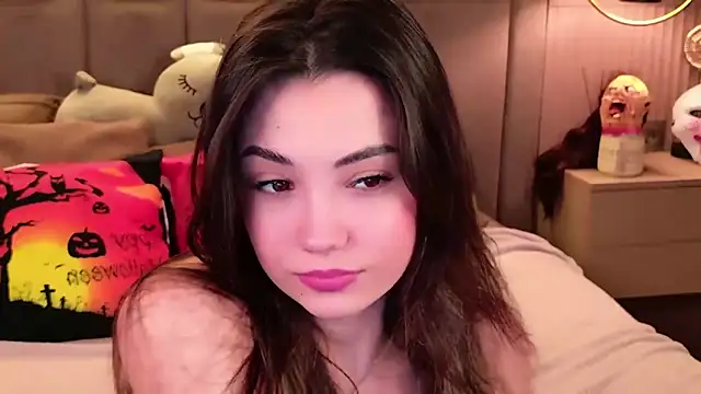 Alice Deleon online show from 18, 10, 2025