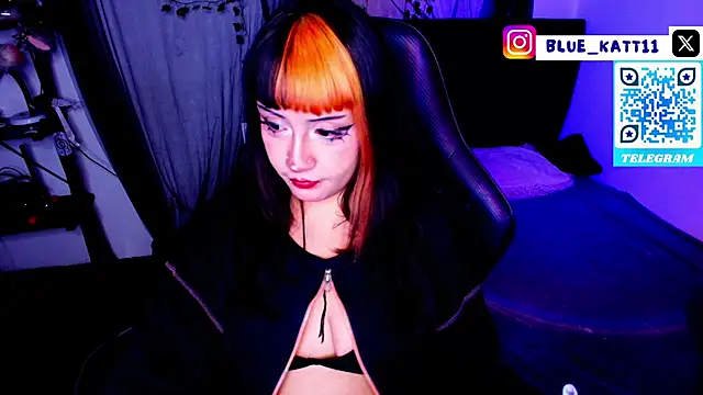 Snapshot of blue_katt chatting on 5, 6, 2026 blue katt online show from 5, 6, 2026