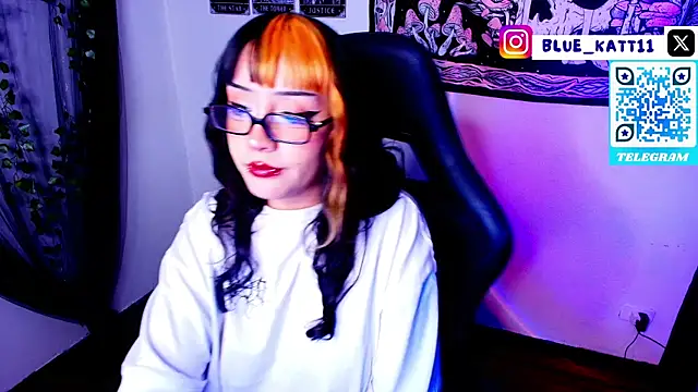 Snapshot of blue_katt chatting on 23, 6, 2026 blue katt online show from 23, 6, 2026