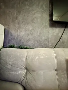 EmmaSulivan online show from 15, 12, 2025