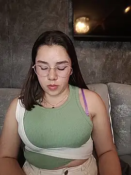 EmmaSulivan online show from 25, 3, 2026