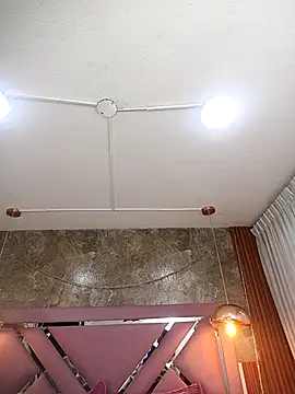 EmmaSulivan online show from 12, 11, 2025