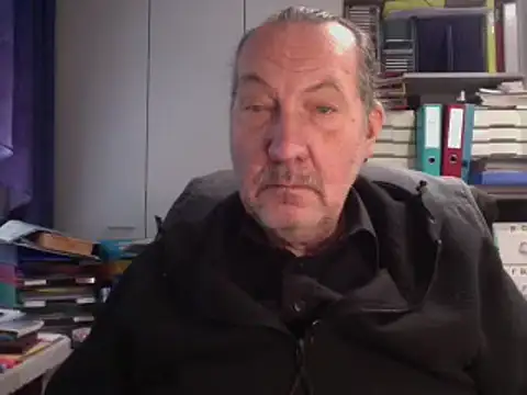 HMStraps01 online show from 15, 1, 2025