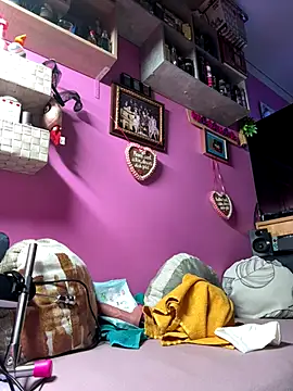 sexymelli18 online show from 27, 10, 2025