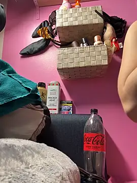 sexymelli18 online show from 19, 12, 2025