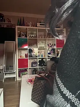 sexymelli18 online show from 12, 2, 2026