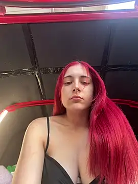 Snapshot of sexymelli18 chatting on 10, 7, 2026 sexymelli18 online show from 10, 7, 2026