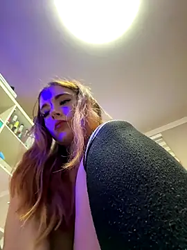 sexymelli18 online show from 10, 10, 2025