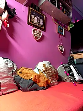 sexymelli18 online show from 9, 11, 2025