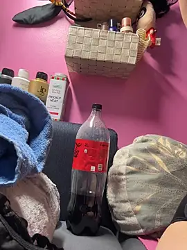 sexymelli18 online show from 16, 12, 2025