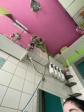 sexymelli18 online show from 20, 4, 2026