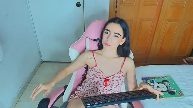 Peach Rose  online show from 3, 11, 2025