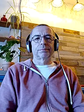 Snapshot of Xavspank2 chatting on 10, 3, 2026 Xavspank2 online show from 10, 3, 2026