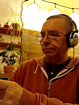 Snapshot of Xavspank2 chatting on 15, 3, 2026 Xavspank2 online show from 15, 3, 2026