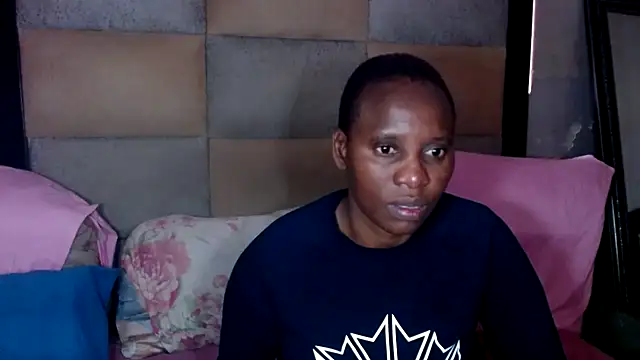 Snapshot of DIVAASS1 chatting on 13, 4, 2026 DIVAASS1 online show from 13, 4, 2026